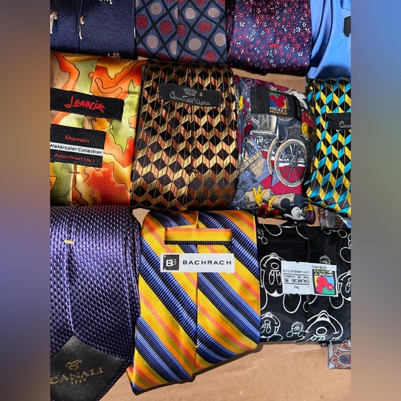 19 Ties Craft, Wear or Resell Lot - Picture 7 of 8